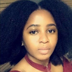 Meet your Posher, Ififunanya